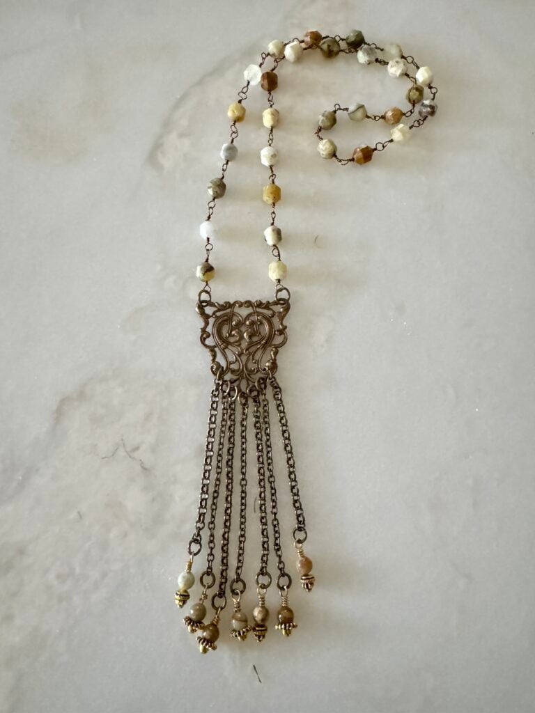 Laurel Necklace Feminine by Nature