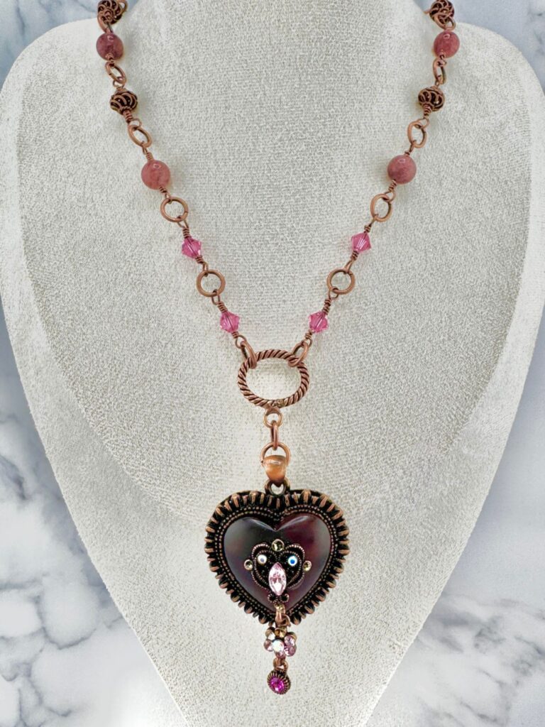 Amour Necklace Feminine by Nature