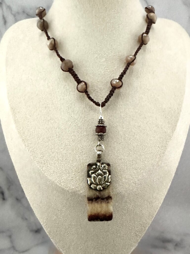 Chakra of Paradise Necklace Feminine by Nature
